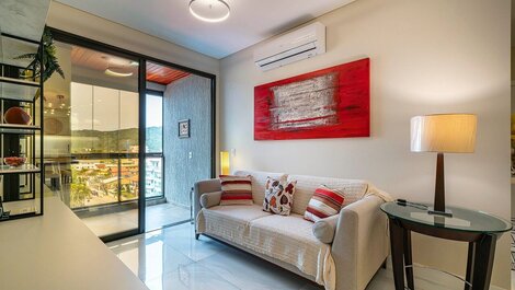 303VIE - Luxuoso apartamento 2 suítes, 2 vagas de garagem para até...