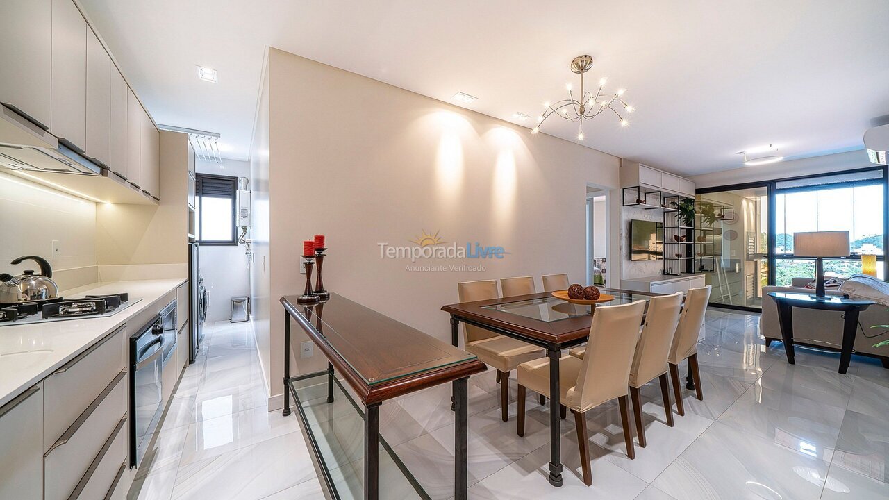Apartamento para aluguel de temporada em Bombinhas (Praia de Bombas)