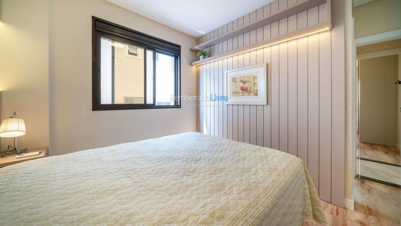 Apartamento para aluguel de temporada em Bombinhas (Praia de Bombas)