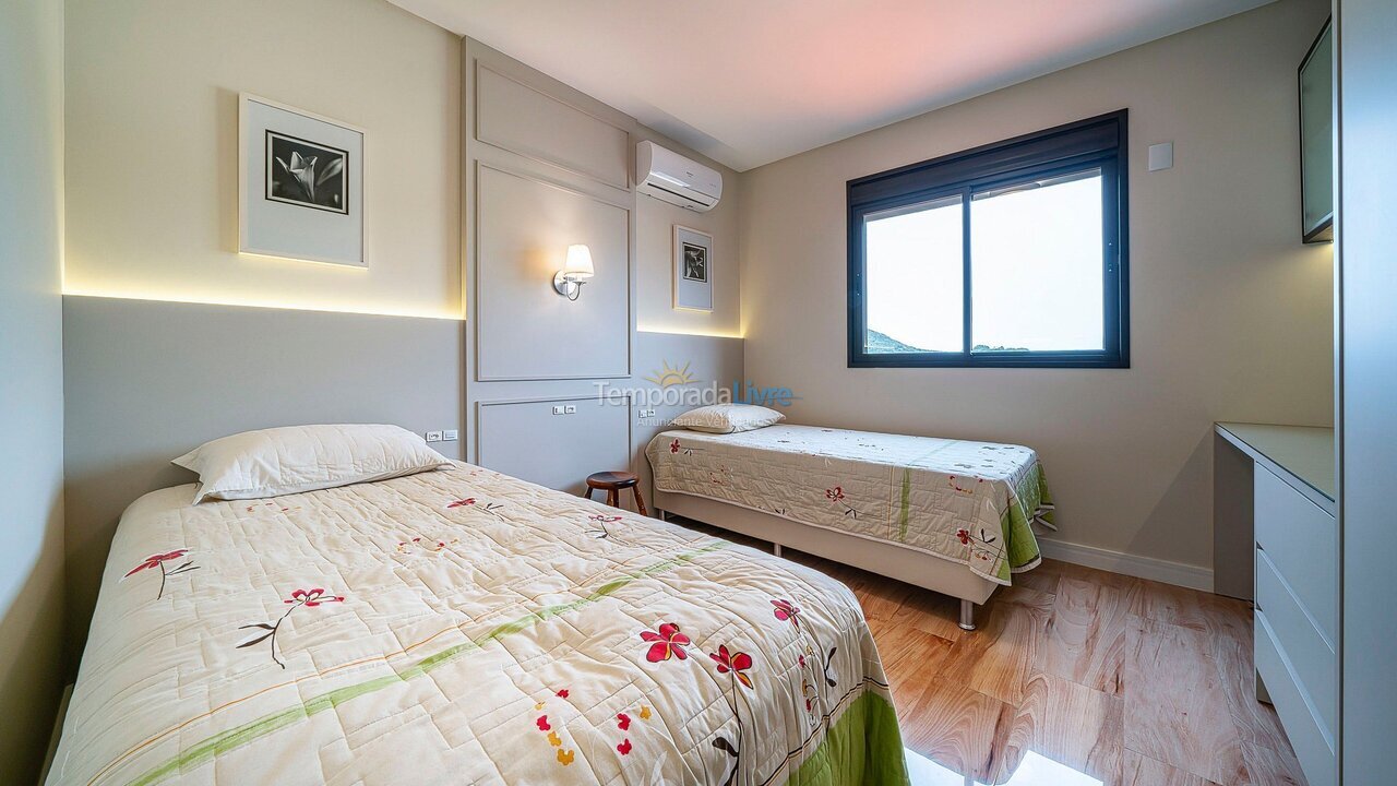 Apartamento para aluguel de temporada em Bombinhas (Praia de Bombas)