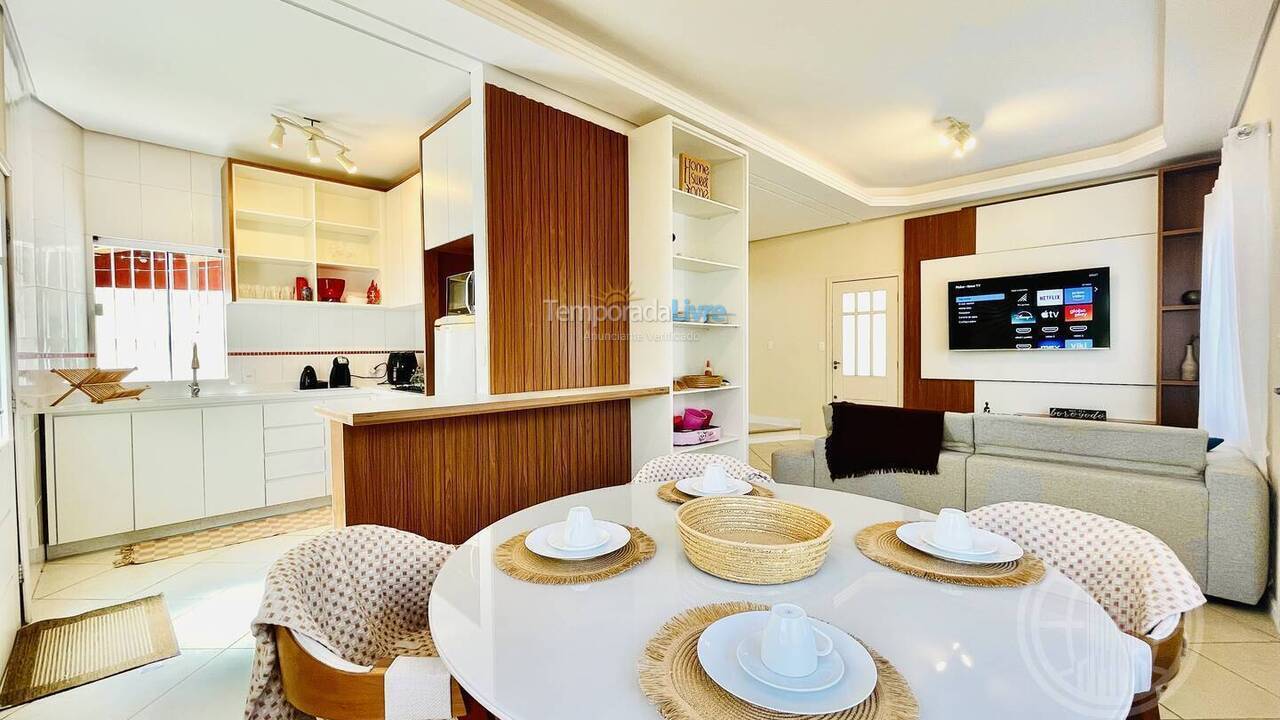 House for vacation rental in Florianopolis (Canasvieiras)