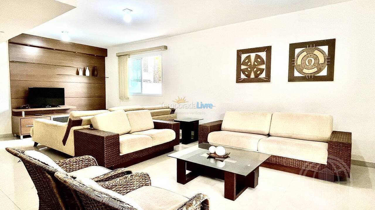 House for vacation rental in Florianopolis (Canasvieiras)
