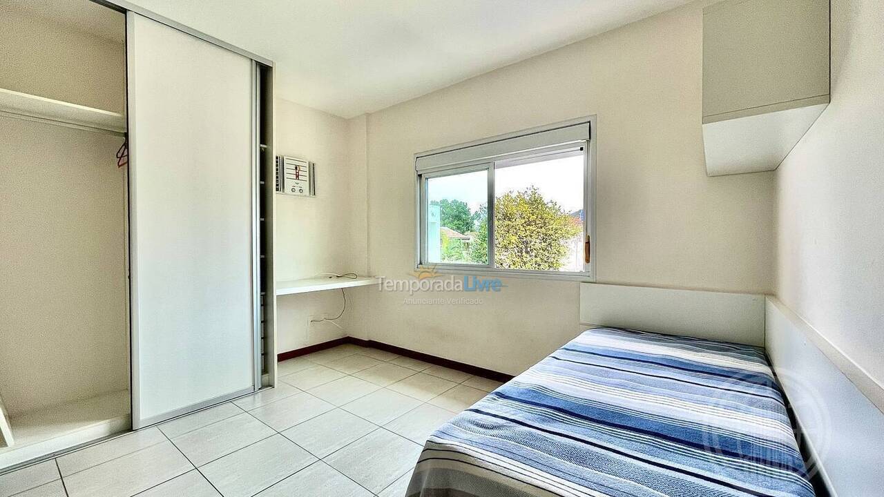 House for vacation rental in Florianopolis (Canasvieiras)