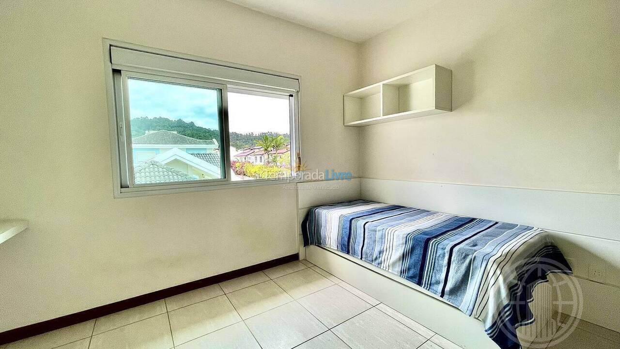 House for vacation rental in Florianopolis (Canasvieiras)