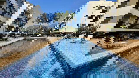 2 bedroom apartment FOR SALE AND SEASON