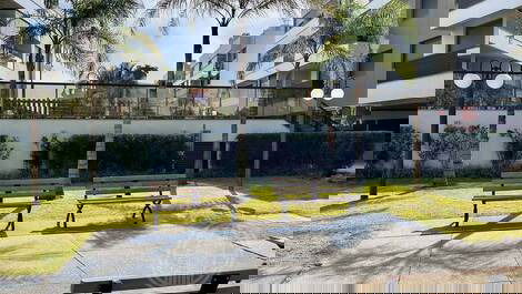 2 bedroom apartment FOR SALE AND SEASON