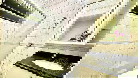3 bedroom penthouse SEASONAL