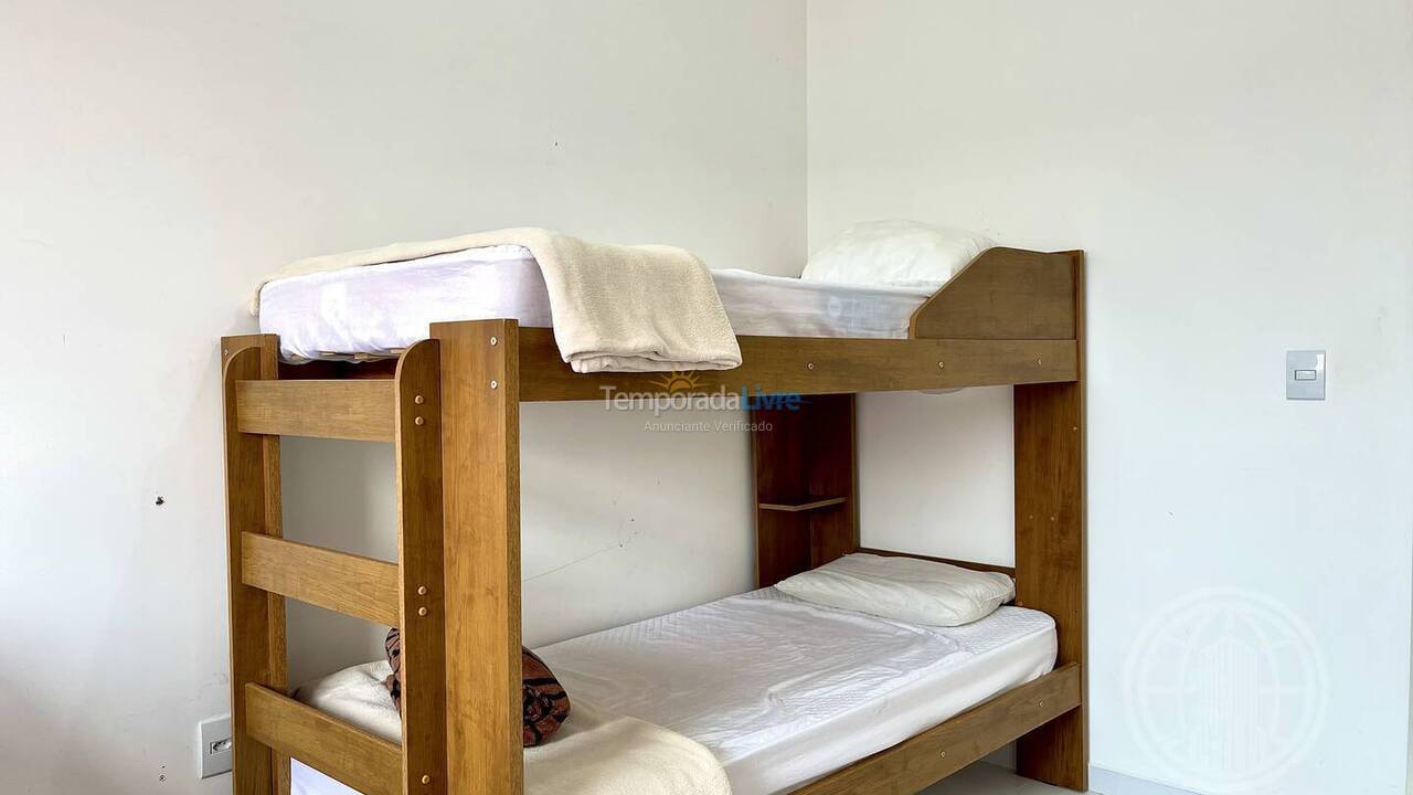 Apartamento para aluguel de temporada em Florianopolis (Canasvieiras)