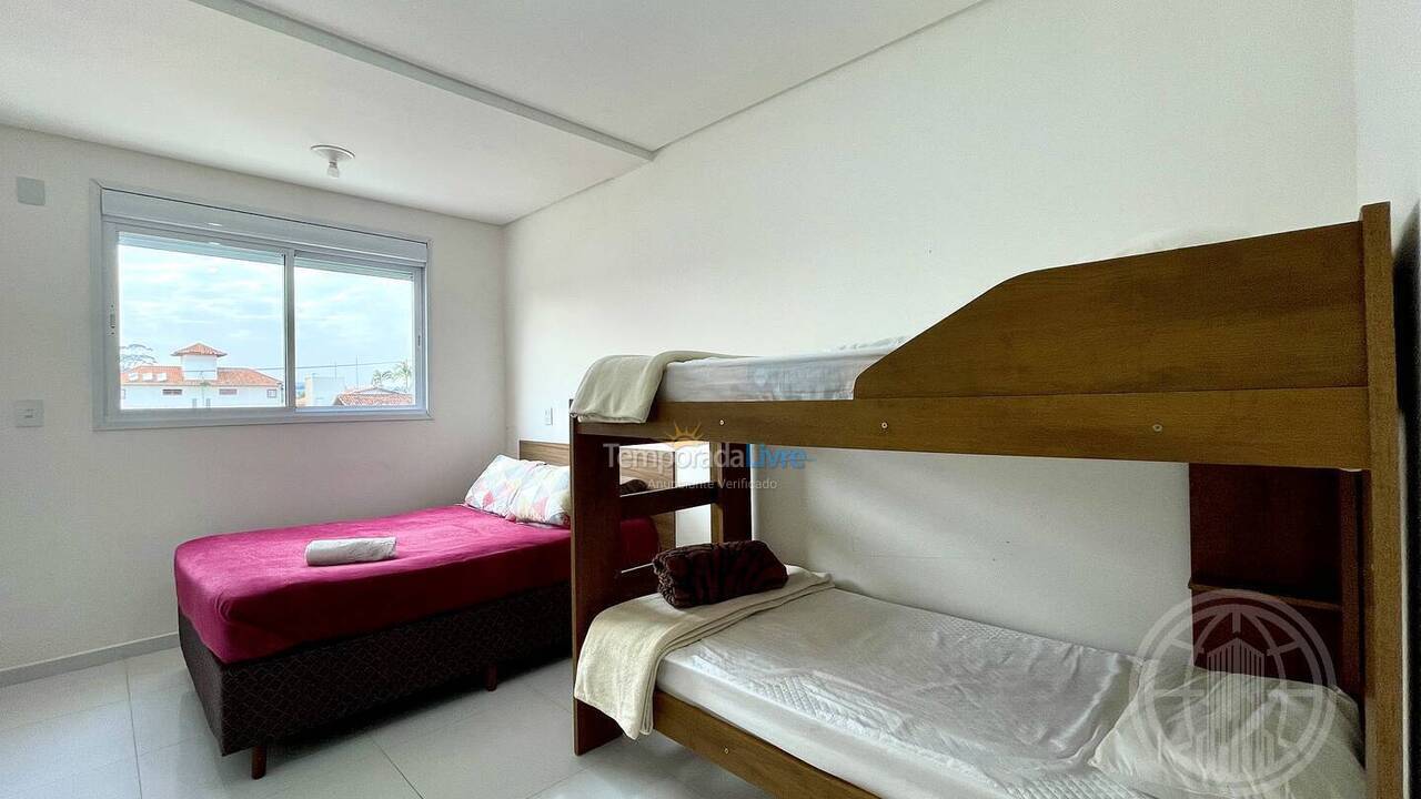 Apartamento para aluguel de temporada em Florianopolis (Canasvieiras)