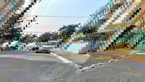 On the seafront! 2 bedroom apartment SEASONAL