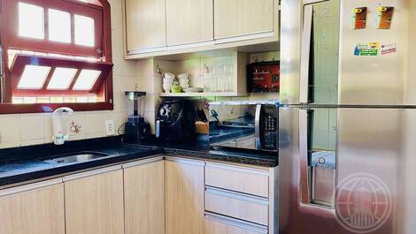 3 bedroom house with pool SEASONAL