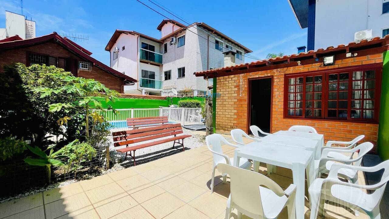 House for vacation rental in Florianopolis (Canasvieiras)
