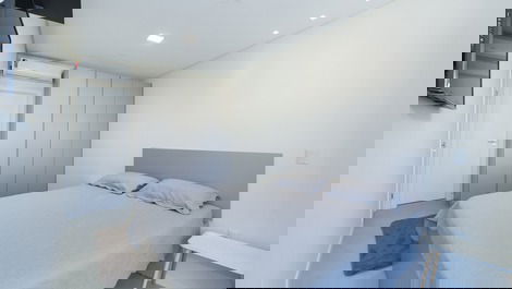 APARTAMENTO DE 2 DORMITÓRIOS A 150MTS DA PRAIA DO MARISCAL - SC