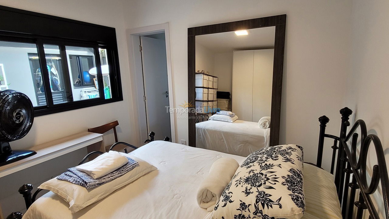 Casa para aluguel de temporada em Florianópolis (Praia da Armação)