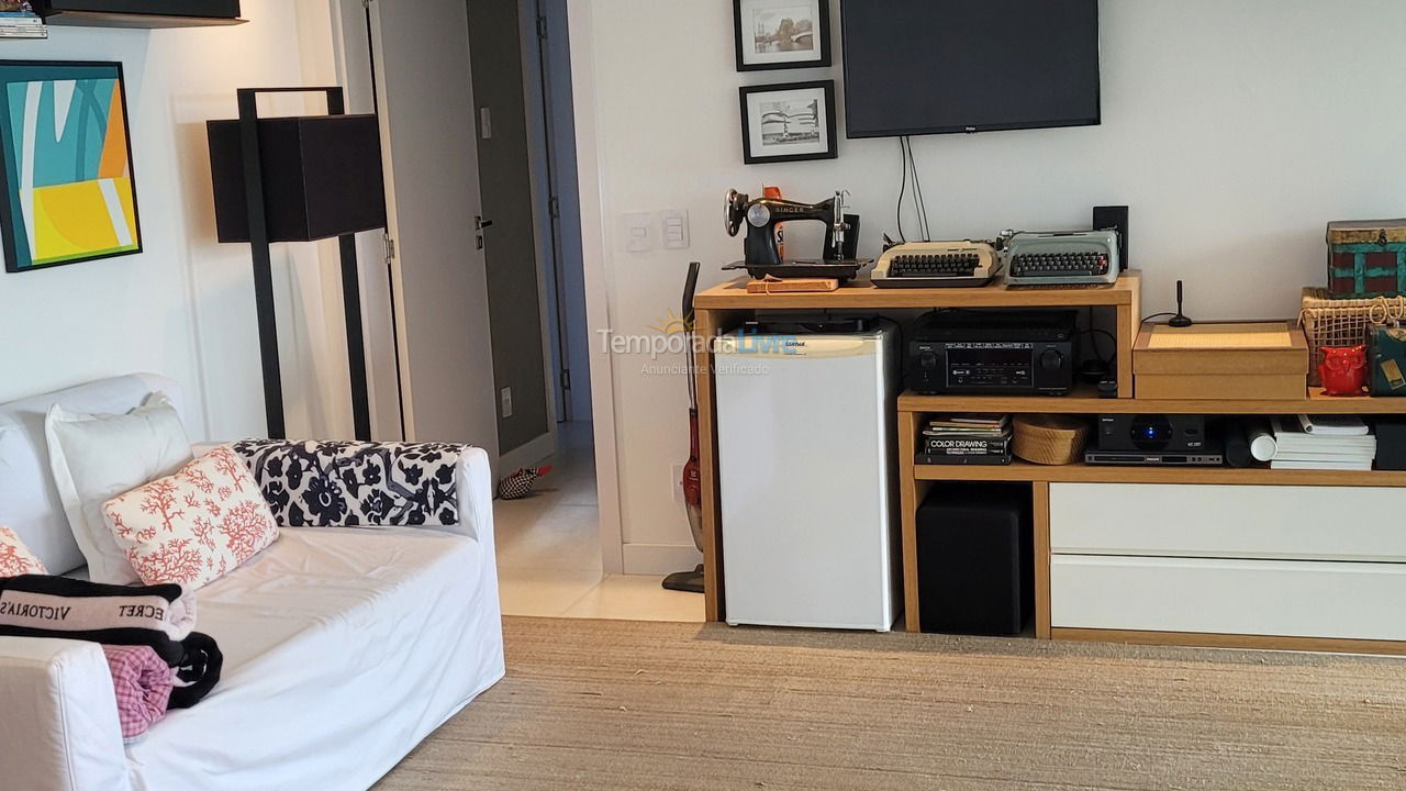 Casa para aluguel de temporada em Florianópolis (Praia da Armação)