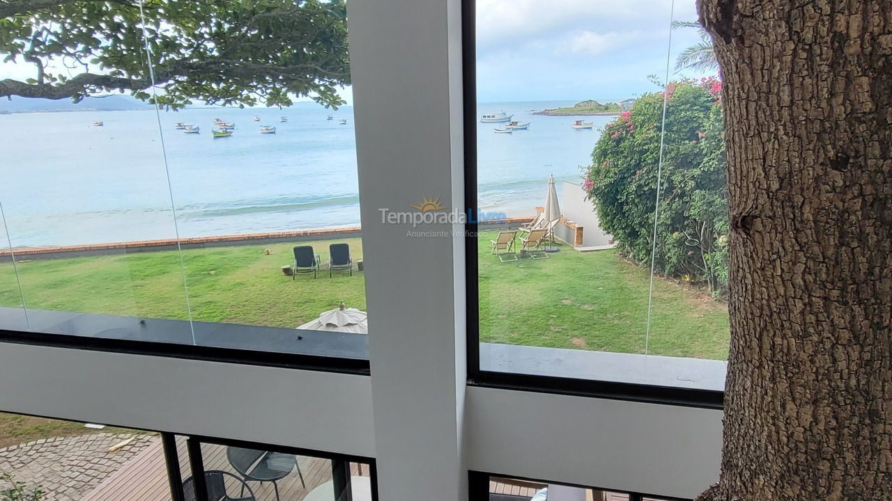 Casa para aluguel de temporada em Florianópolis (Praia da Armação)