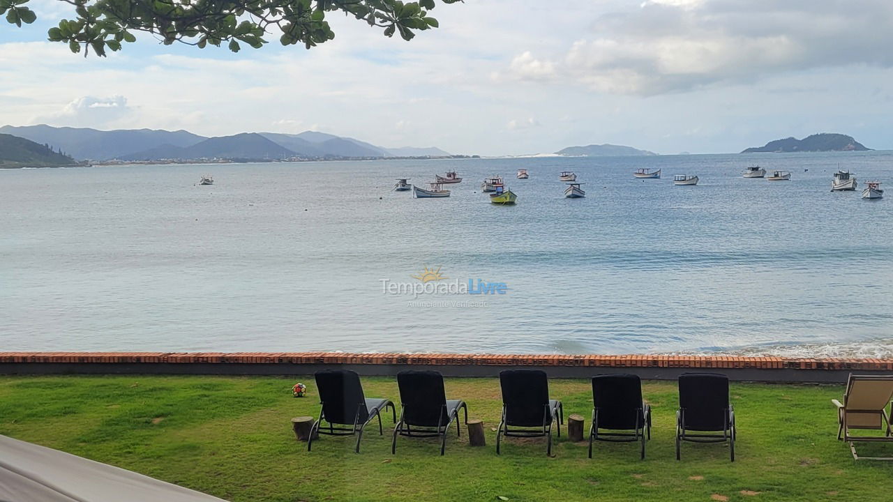 Casa para aluguel de temporada em Florianópolis (Praia da Armação)