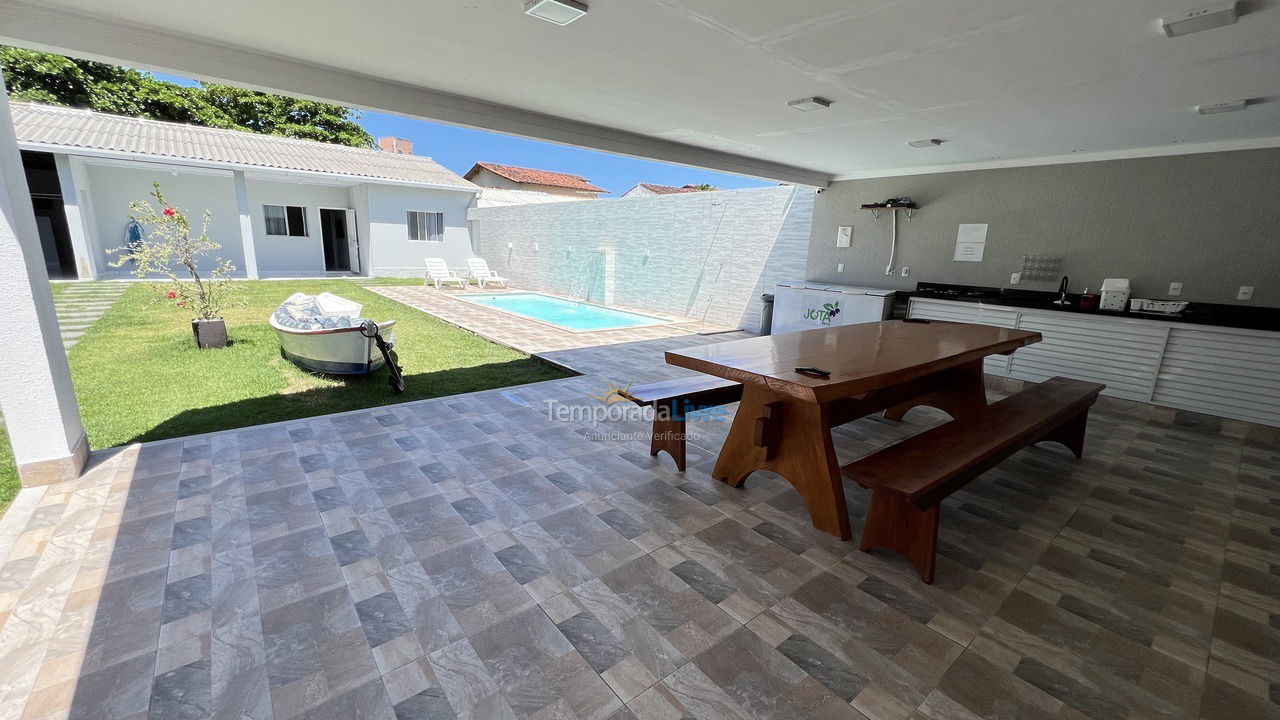 Casa para aluguel de temporada em Guarapari (Praia do Morro)