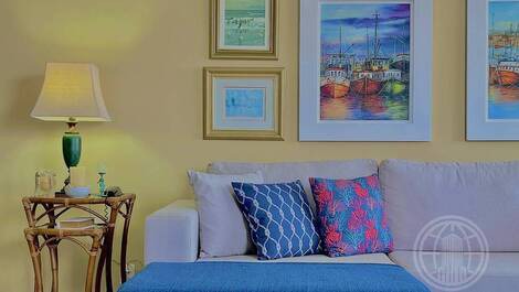 Beachfront Penthouse with Sea View in...