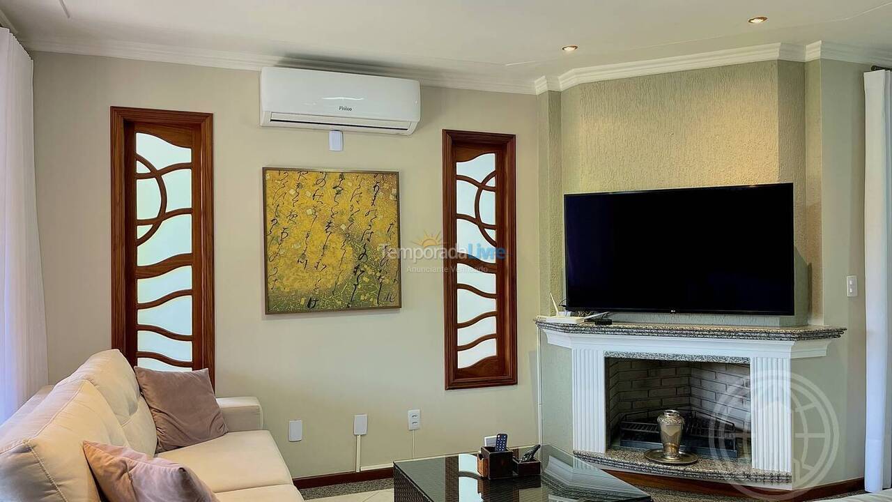 Casa para aluguel de temporada em Florianopolis (Jurerê Internacional)
