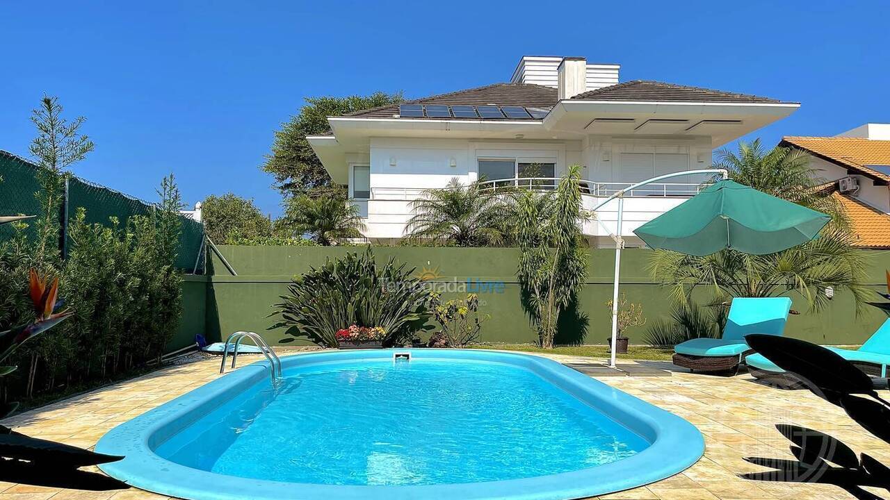 Casa para aluguel de temporada em Florianopolis (Jurerê Internacional)