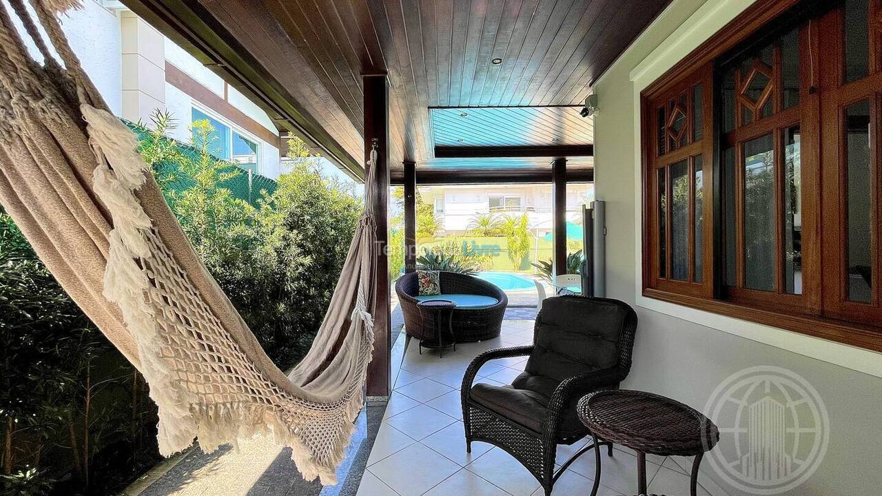 Casa para aluguel de temporada em Florianopolis (Jurerê Internacional)