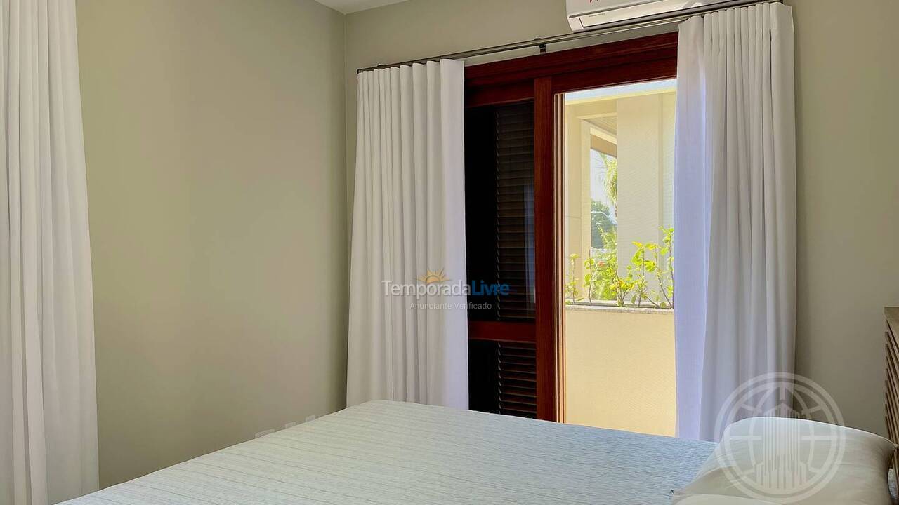 Casa para aluguel de temporada em Florianopolis (Jurerê Internacional)