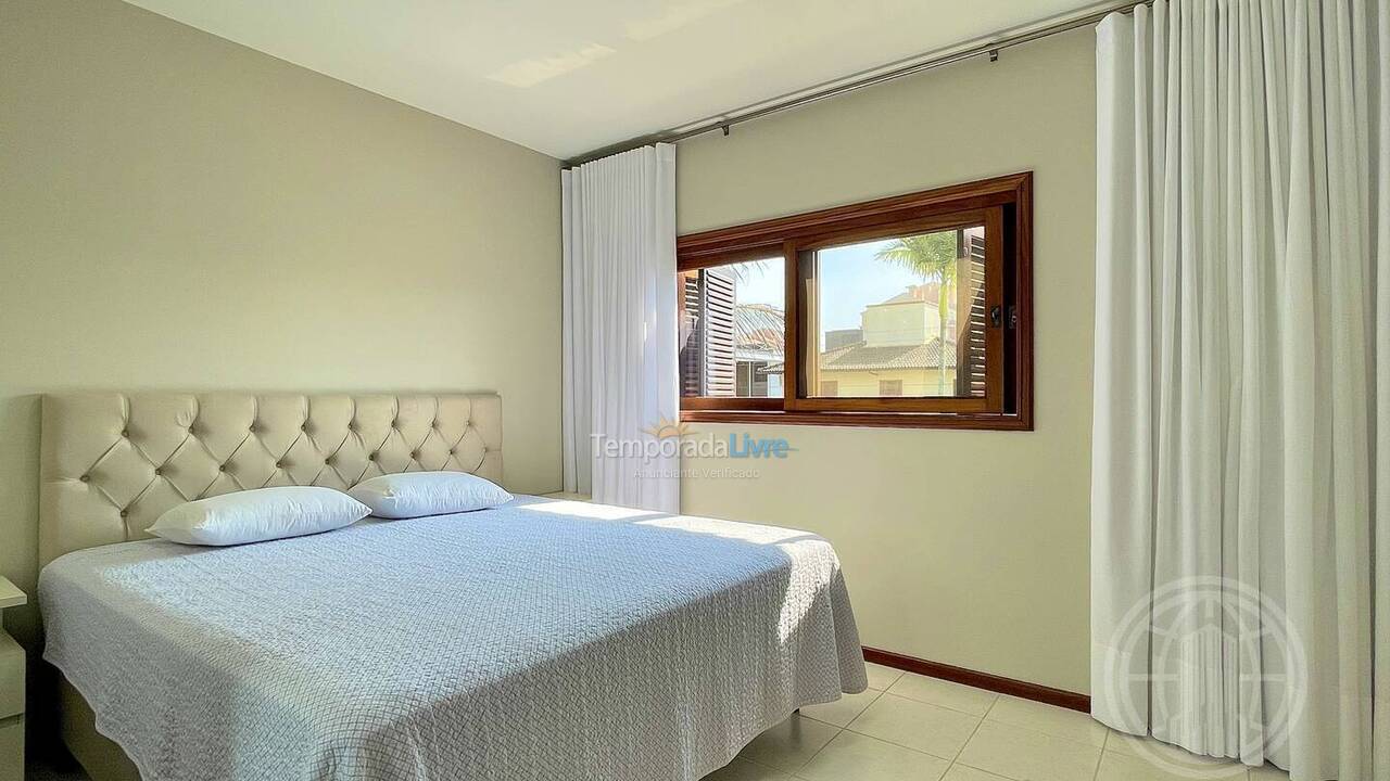 Casa para aluguel de temporada em Florianopolis (Jurerê Internacional)
