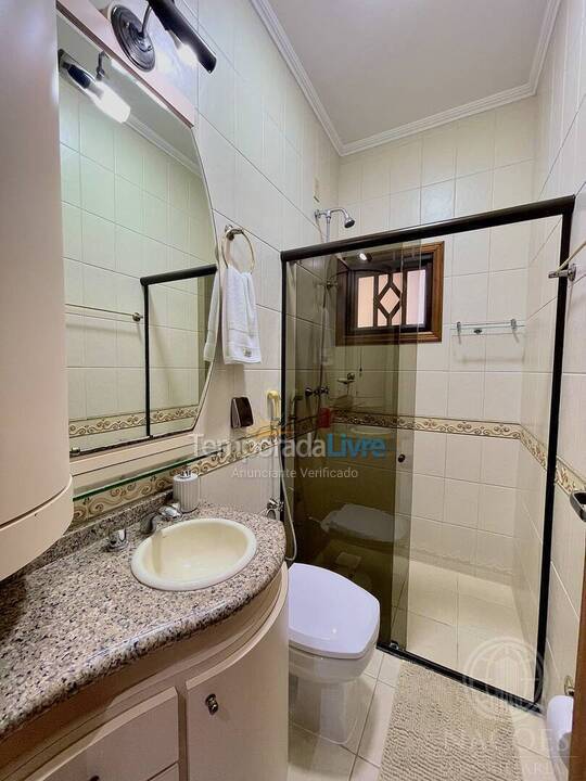Casa para aluguel de temporada em Florianopolis (Jurerê Internacional)