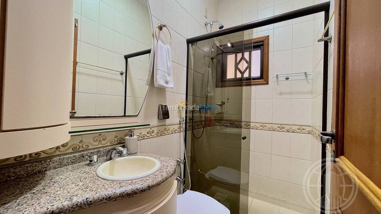 Casa para aluguel de temporada em Florianopolis (Jurerê Internacional)