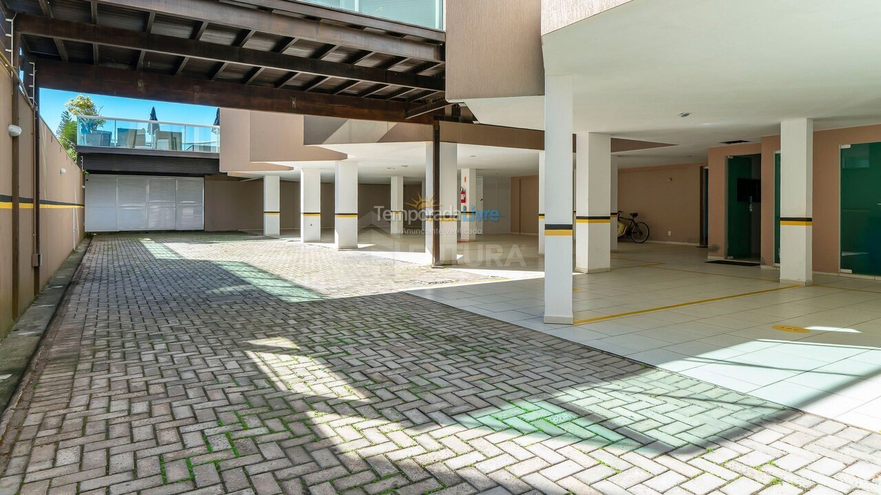 Apartamento para aluguel de temporada em Bombinhas (Praia de Bombas)