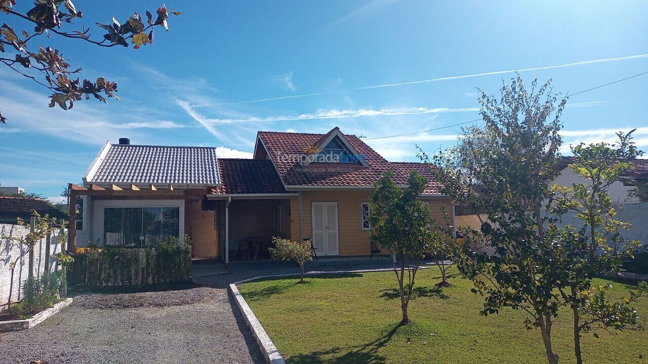 House for vacation rental in Palhoça (Pinheira Mar Aberto)