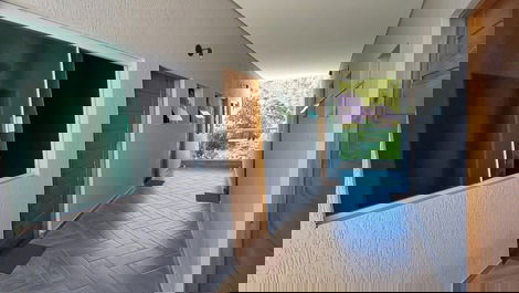 Estamos localizado procimo ao magic city