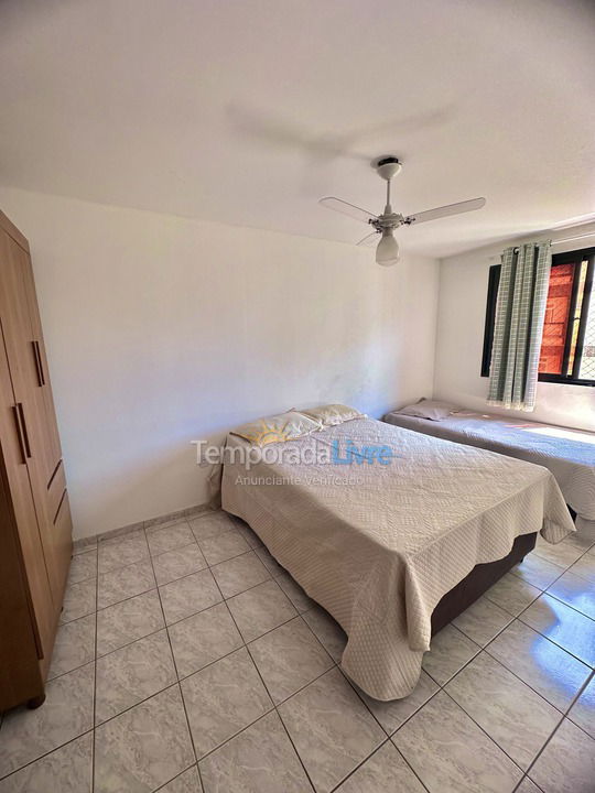 Apartamento para aluguel de temporada em Guarapari (Praia do Morro)
