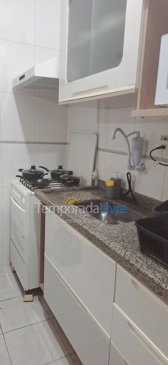 Apartamento para aluguel de temporada em Praia Grande (Praia do Caiçara)
