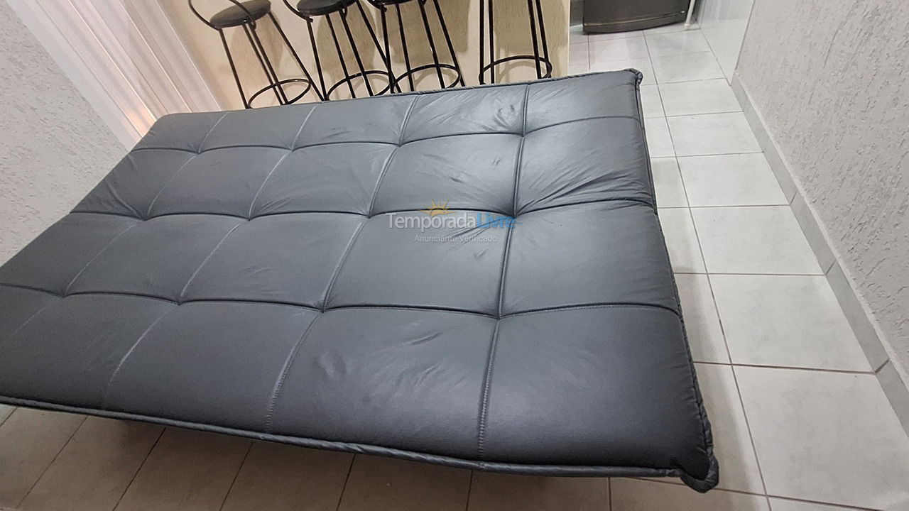 Apartamento para aluguel de temporada em Praia Grande (Praia do Caiçara)