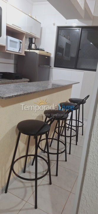 Apartamento para aluguel de temporada em Praia Grande (Praia do Caiçara)