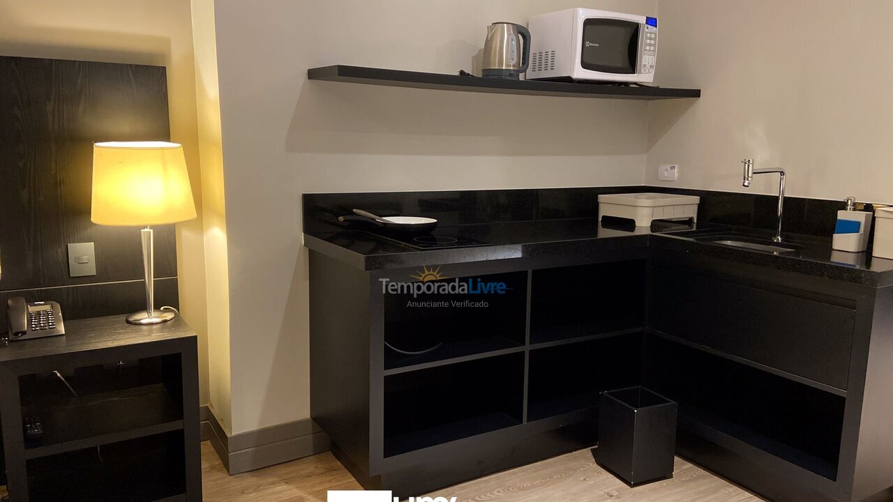 Apartamento para aluguel de temporada em Curitiba (Rebouças)