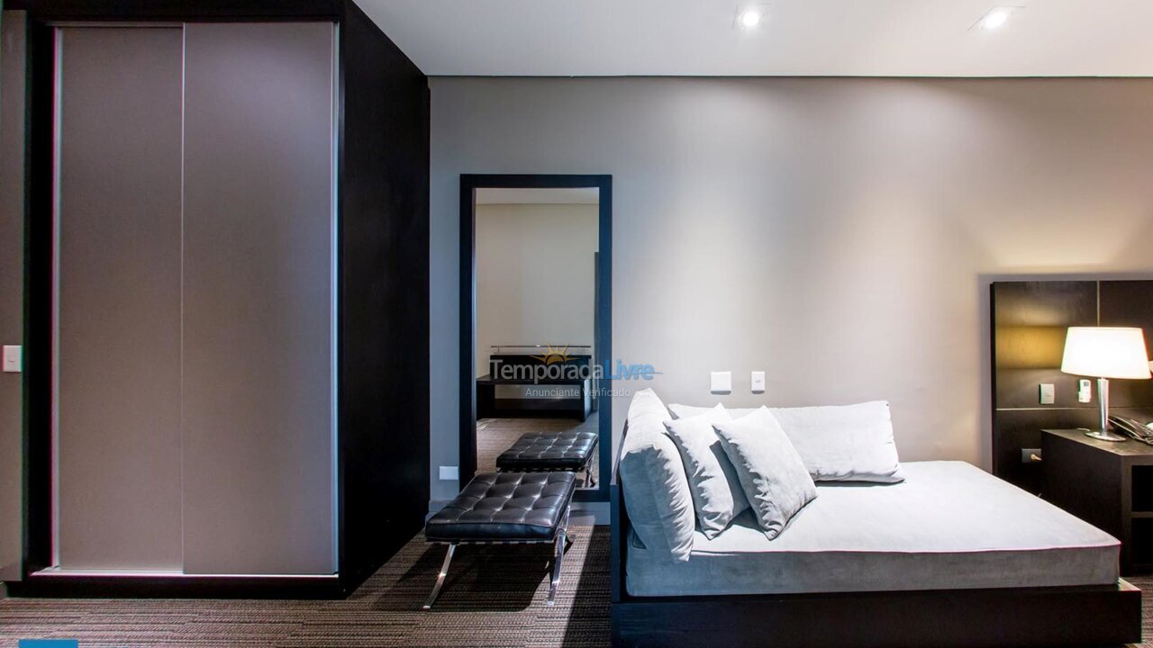 Apartamento para aluguel de temporada em Curitiba (Rebouças)