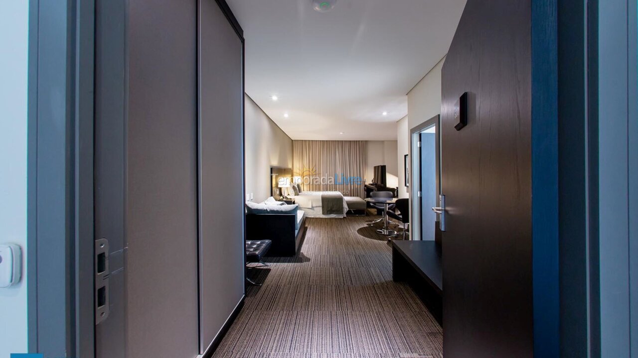 Apartamento para aluguel de temporada em Curitiba (Rebouças)