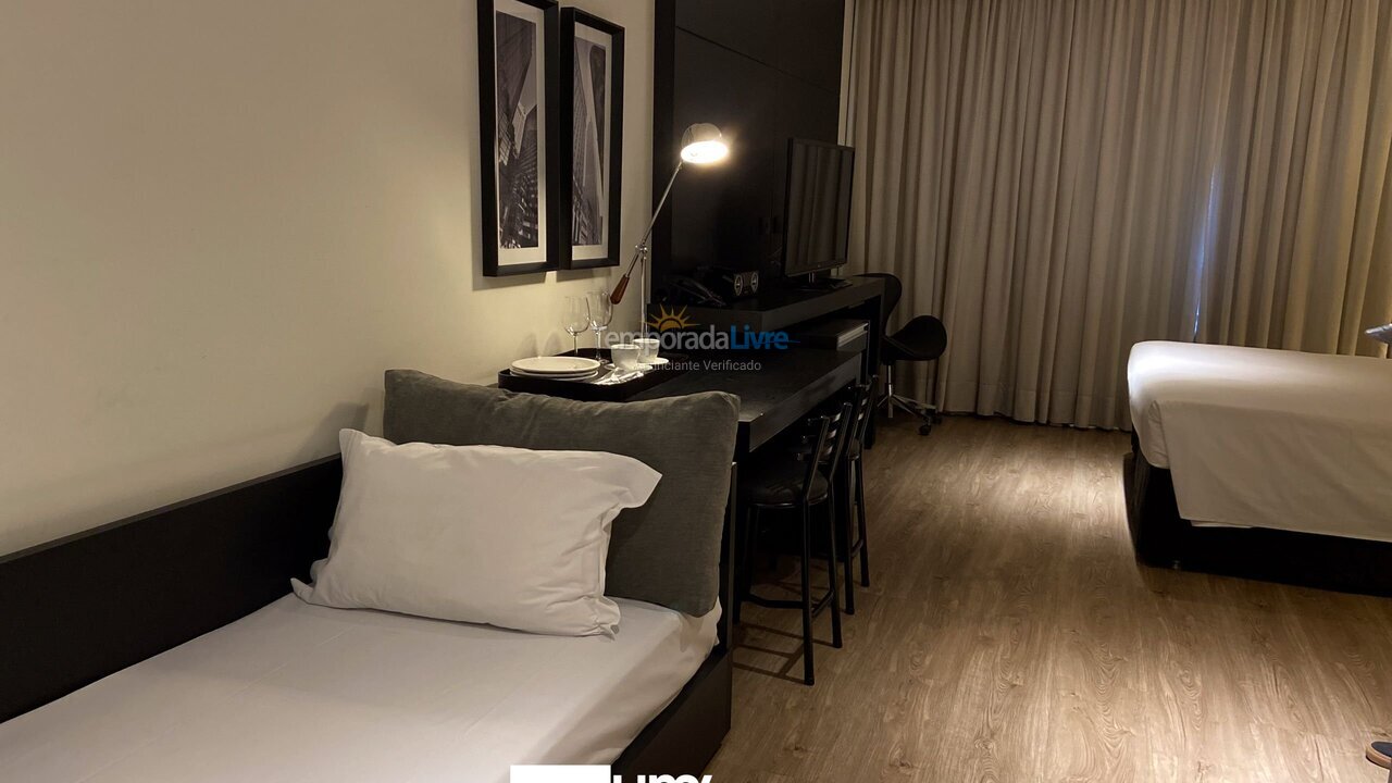 Apartamento para aluguel de temporada em Curitiba (Rebouças)