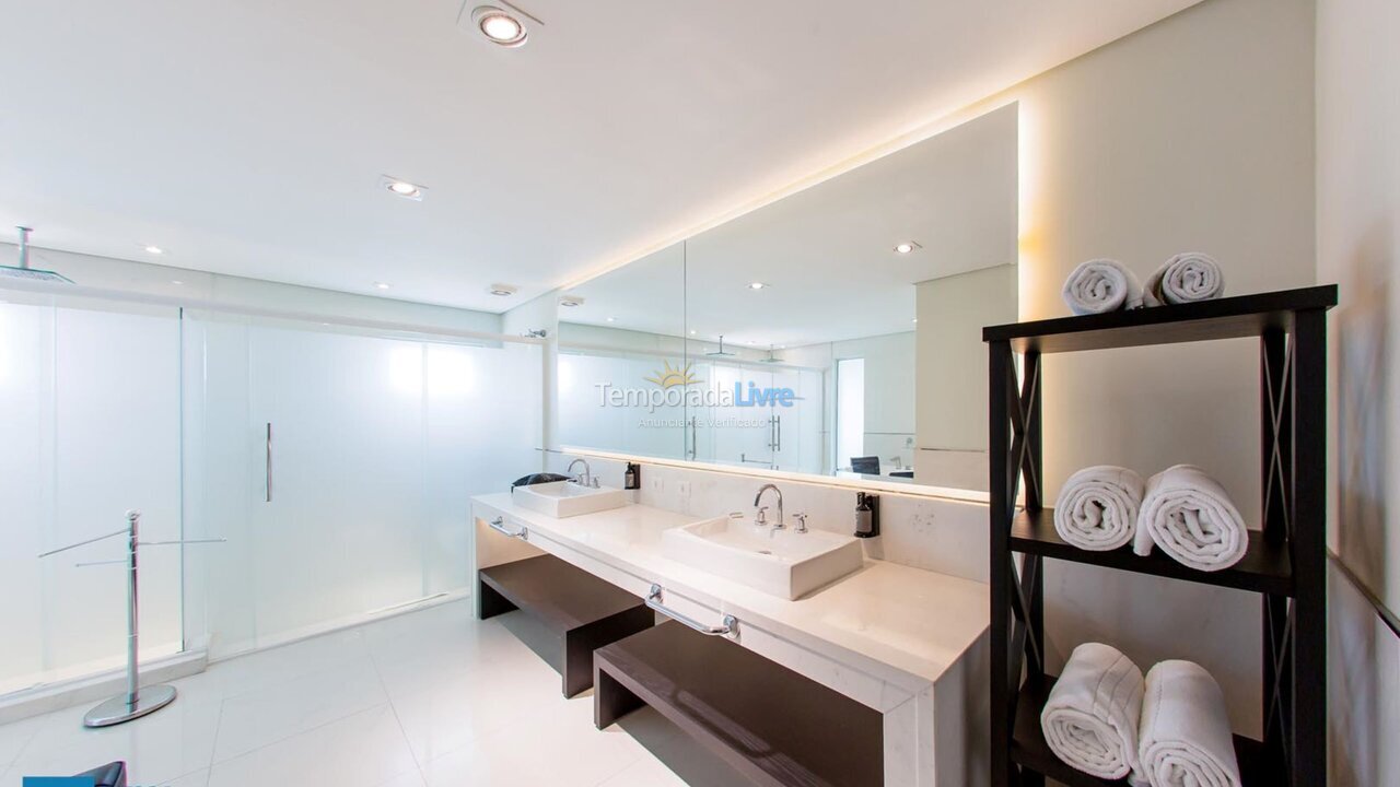 Apartamento para aluguel de temporada em Curitiba (Rebouças)