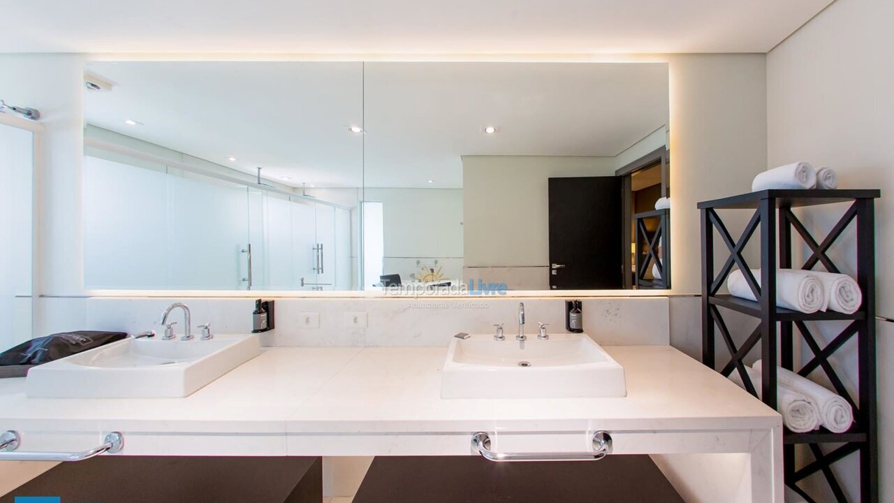 Apartamento para aluguel de temporada em Curitiba (Rebouças)
