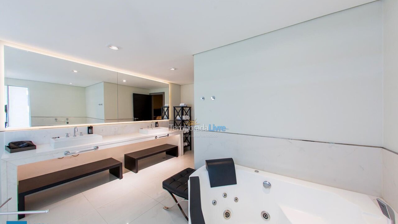 Apartamento para aluguel de temporada em Curitiba (Rebouças)