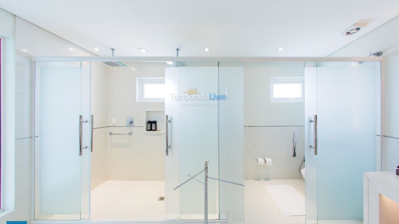 Apartamento para aluguel de temporada em Curitiba (Rebouças)