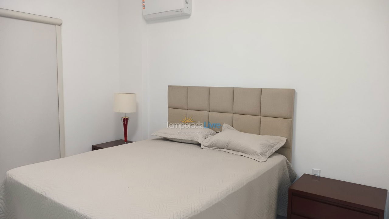 Apartamento para alquiler de vacaciones em Itapema (Meia Praia)