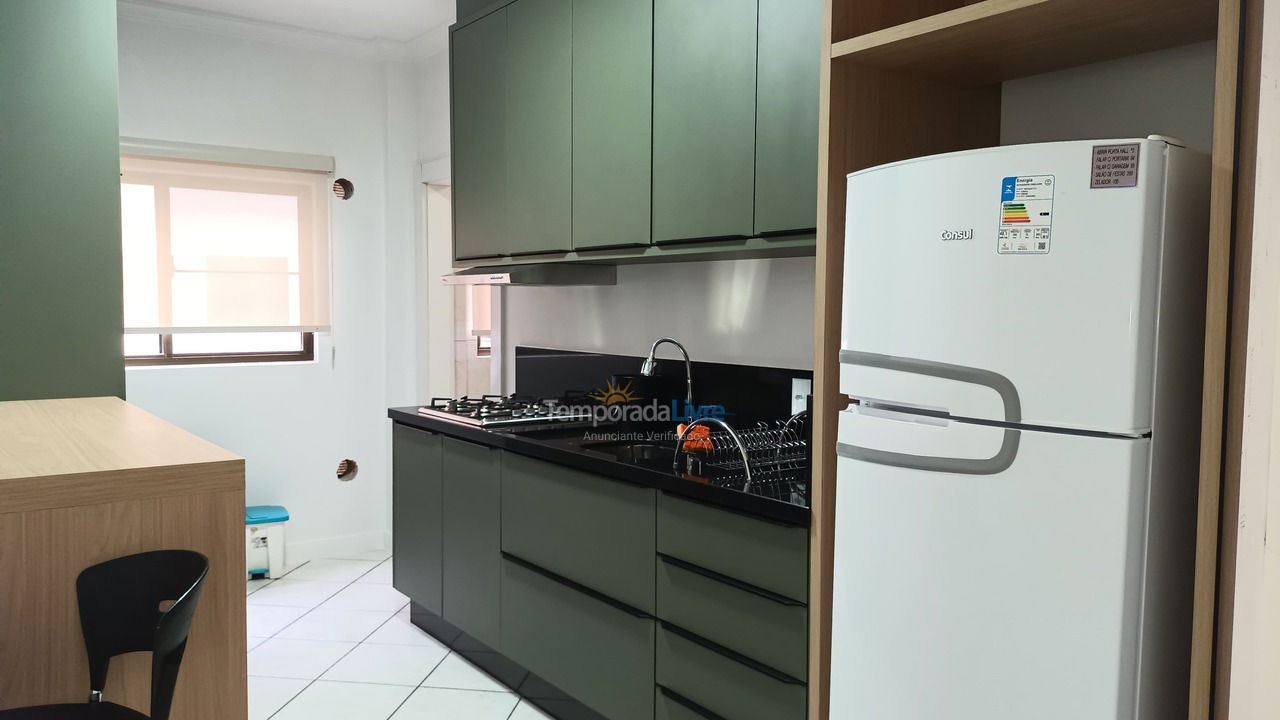Apartamento para alquiler de vacaciones em Itapema (Meia Praia)