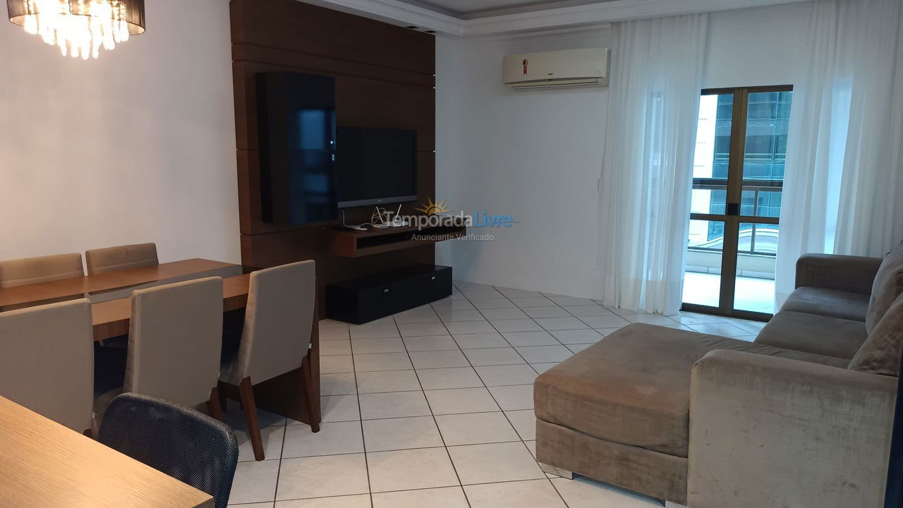 Apartamento para alquiler de vacaciones em Itapema (Meia Praia)