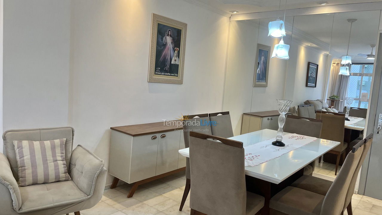 Apartamento para aluguel de temporada em Guarujá (Pitangueiras)