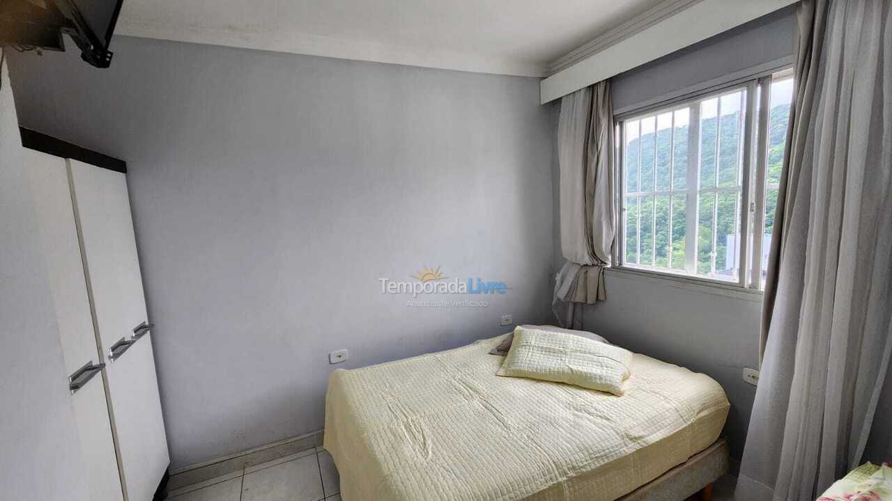 Apartamento para aluguel de temporada em Guarujá (Pitangueiras)
